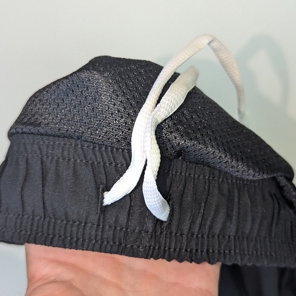 Nike Men's Volley Swim Trunk Shorts Black Size XXL Embroidered Logo - Picture 6 of 6